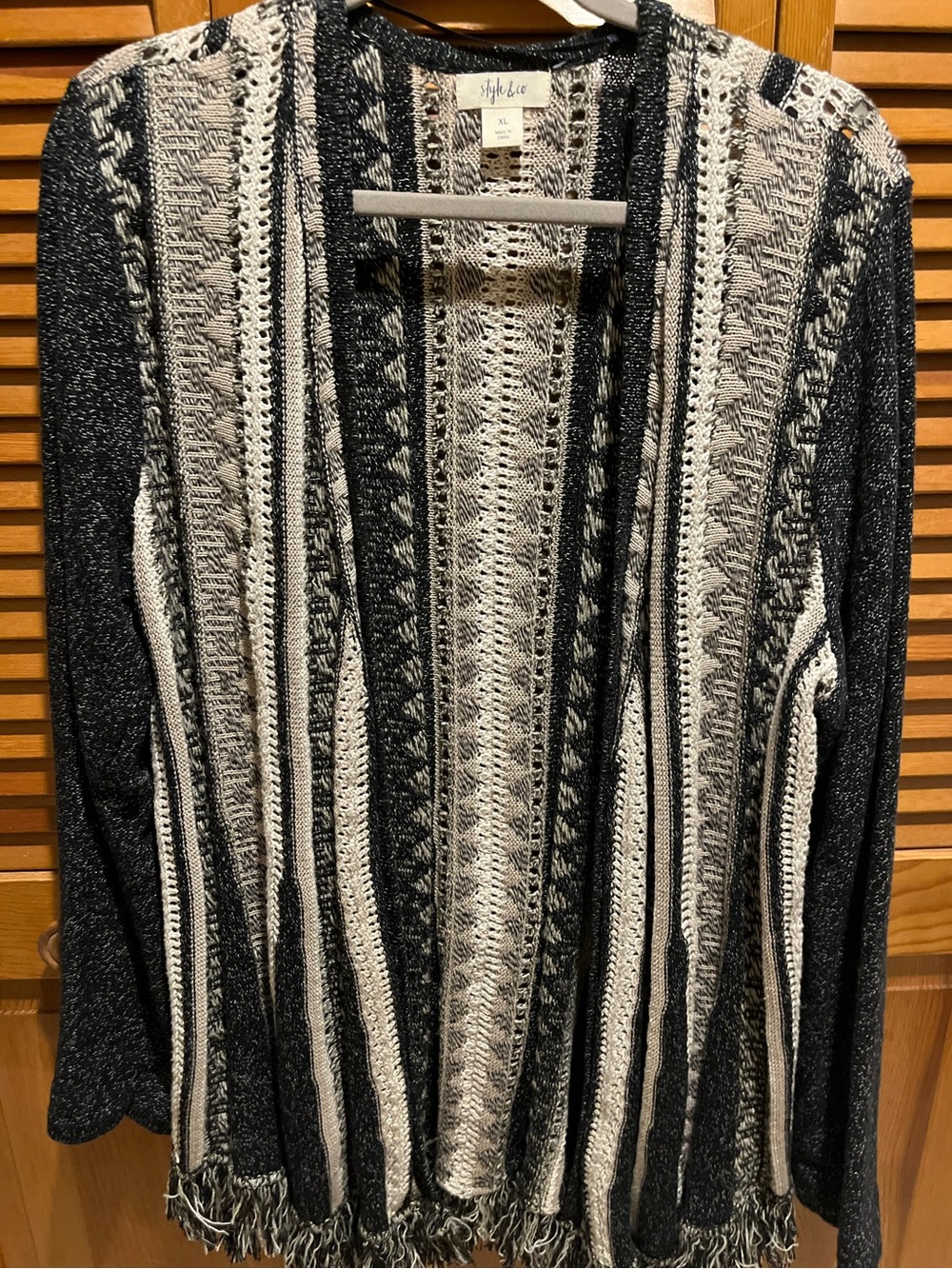 217. WOMENS STYLE & CO. XL DETAIL SWEATER